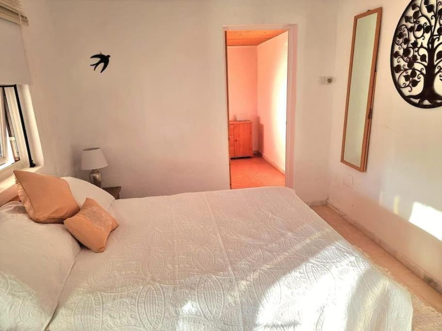Swallows Nest Fines Bagian luar foto